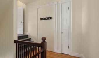 177 Main St A, Amesbury, MA 01913