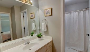 5196 Staverly Ln, Peachtree Corners, GA 30092