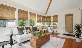 130 Worden Ave, Ann Arbor, MI 48103
