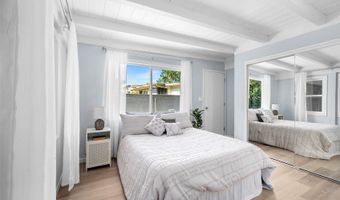 99-633 Hulumanu St, Aiea, HI 96701