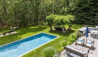 22 Phelan Ct, Amagansett, NY 11930