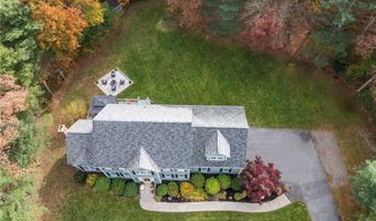 15 Leonard Dr, North Smithfield, RI 02896