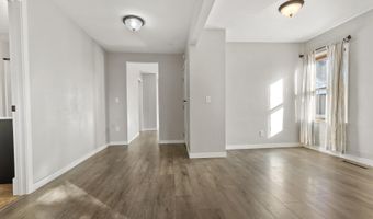 215 N 1st St, Aberdeen, SD 57401