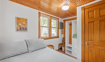 1321 S Darling Dr NW, Alexandria, MN 56308