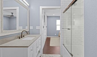 204 Lynch Dr, Alvord, TX 76225