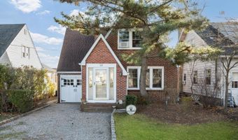 68 Stuart Ave, Amityville, NY 11701