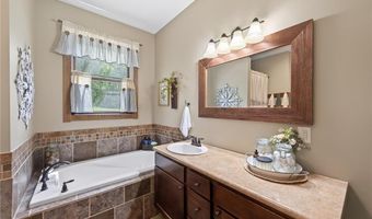 1984 35th Ave, Alden, WI 54020