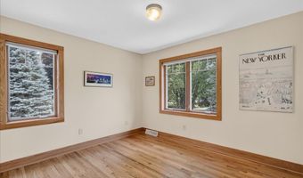3 Proctor Ct, Albany, NY 12211