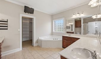 5307 Congressional Dr, Benton, AR 72019