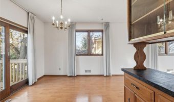 1823 Gramsie Rd, Arden Hills, MN 55112