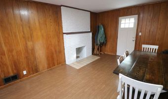 8264 E Schnellville Rd, Birdseye, IN 47513
