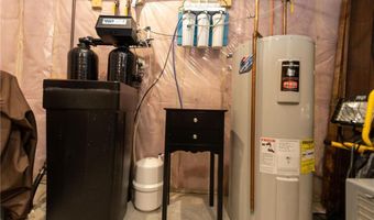 574 Pleasant View Dr NW, Alexandria, MN 56308