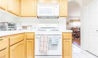 19581 Saint Andrews Way, Apple Valley, CA 92308