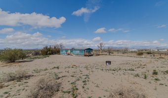 6877 Victor Dr, Fallon, NV 89406