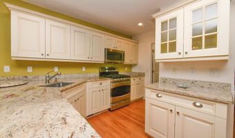 2 Candleberry Ct 2, Bourne, MA 02532