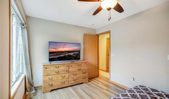 15521 Foghorn Ln, Apple Valley, MN 55124