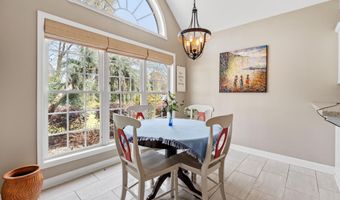 110 N Carleila Lake Way, Spartanburg, SC 29307