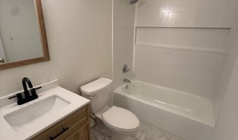136 Kensington Way, Aberdeen, NC 28315