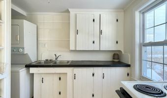 410 Washington St, Bath, ME 04530