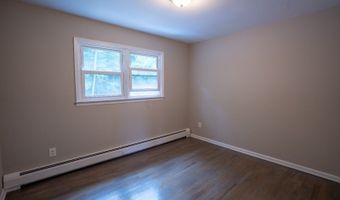 16 Hemlock Dr, Alloway, NJ 07462