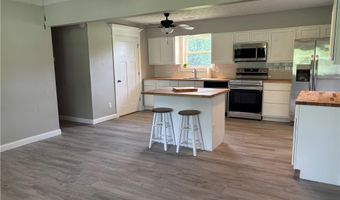 2318 N Lakeview Dr, Austin, IN 47102