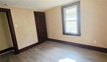 147 Brighton Dr, Akron, OH 44301
