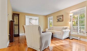 24 Irving Pl, Andover, NJ 07860