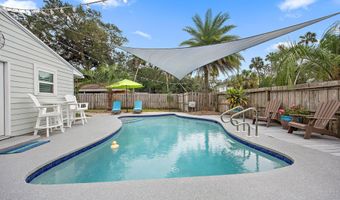 225 SHERRY Dr, Atlantic Beach, FL 32233