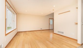 15570 Finch Ave, Apple Valley, MN 55124