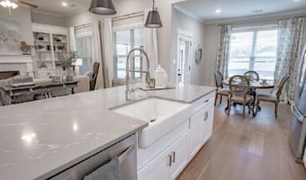7036 WALKER FARMS Dr, Bartlett, TN 38002