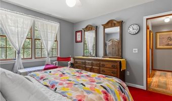 189 Wolf Rock Rd, Exeter, RI 02822