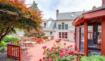 4918 SUNSET Ln, Annandale, VA 22003