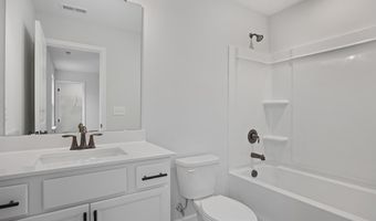 323 Queensferry Ln, Aberdeen, NC 28315