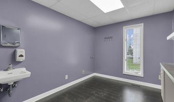 1918 Bethel Rd, Columbus, OH 43220