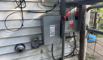 20 Moosehorn Rd, Abbot, ME 04406