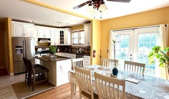 33 Livingston Ave, Avenel, NJ 07001