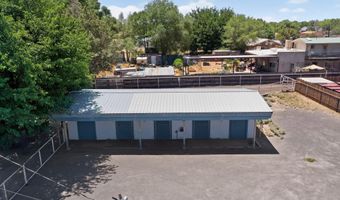 655 Country Ln, Bosque Farms, NM 87068
