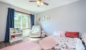 417 NW Greenwood St, Ankeny, IA 50023