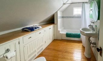 20 Greeley Ave, Bar Harbor, ME 04609