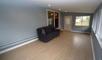 9640 Shady Ln, Algonac, MI 48001