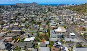 1878- A Mahana St, Honolulu, HI 96816
