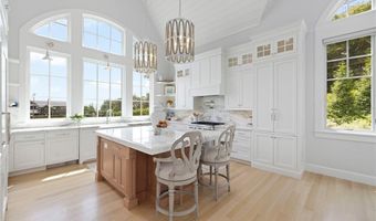 309 Ocean Rd, Narragansett, RI 02882