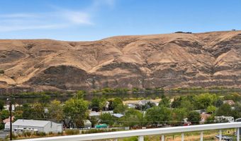 1101 5th St, Asotin, WA 99402