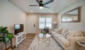 1304 SE C St, Bentonville, AR 72712