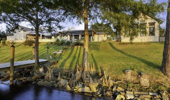 927 N Shore Dr, Biloxi, MS 39532