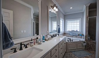 542 Holly Bush Rd, Brandon, MS 39047