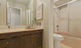 2003 E Lillian Ln, Arlington Heights, IL 60004