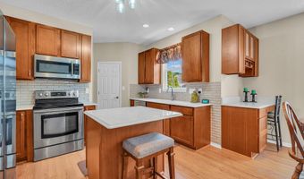 1089 Preakness Dr, Avon, IN 46123