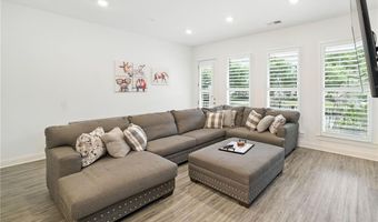 107 Pearl St, Woodstock, GA 30188