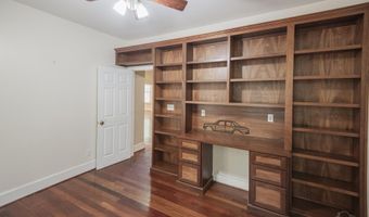 151 Mockingbird Ln, Atmore, AL 36502
